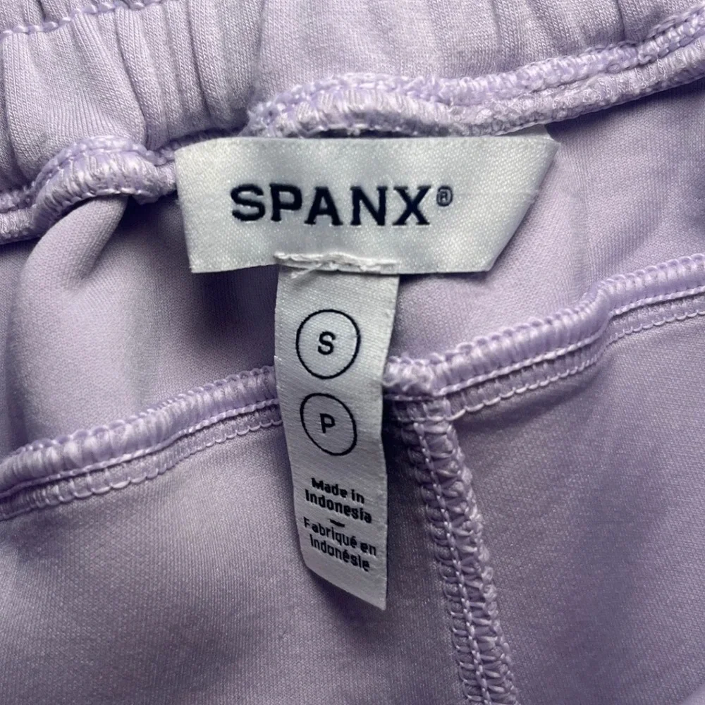 SPANX AirEssentials Sweat Shorts Lavender Womens Small Drawstring Lounge Casual
